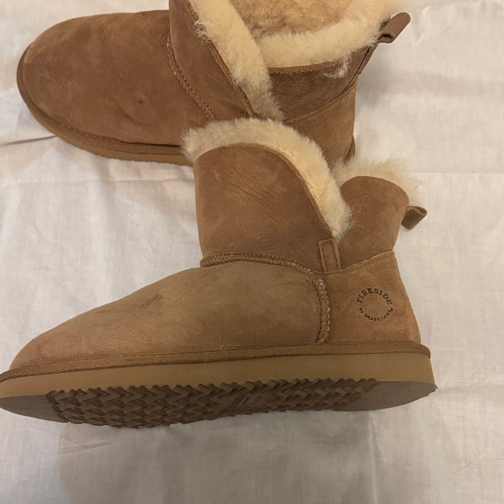 Fireside by Dearfoams  Shearling Lined Boots